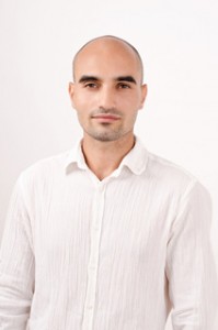 Young_Bald_Man_White_Shirt